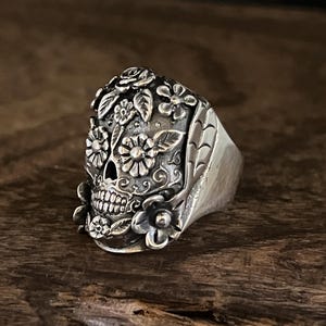Anillo de calavera del Día de los Muertos - Plata de ley 925 - Talla 6 a 10 - Anillo de plata del Día de los Muertos mexicano Dia De Los Muertos