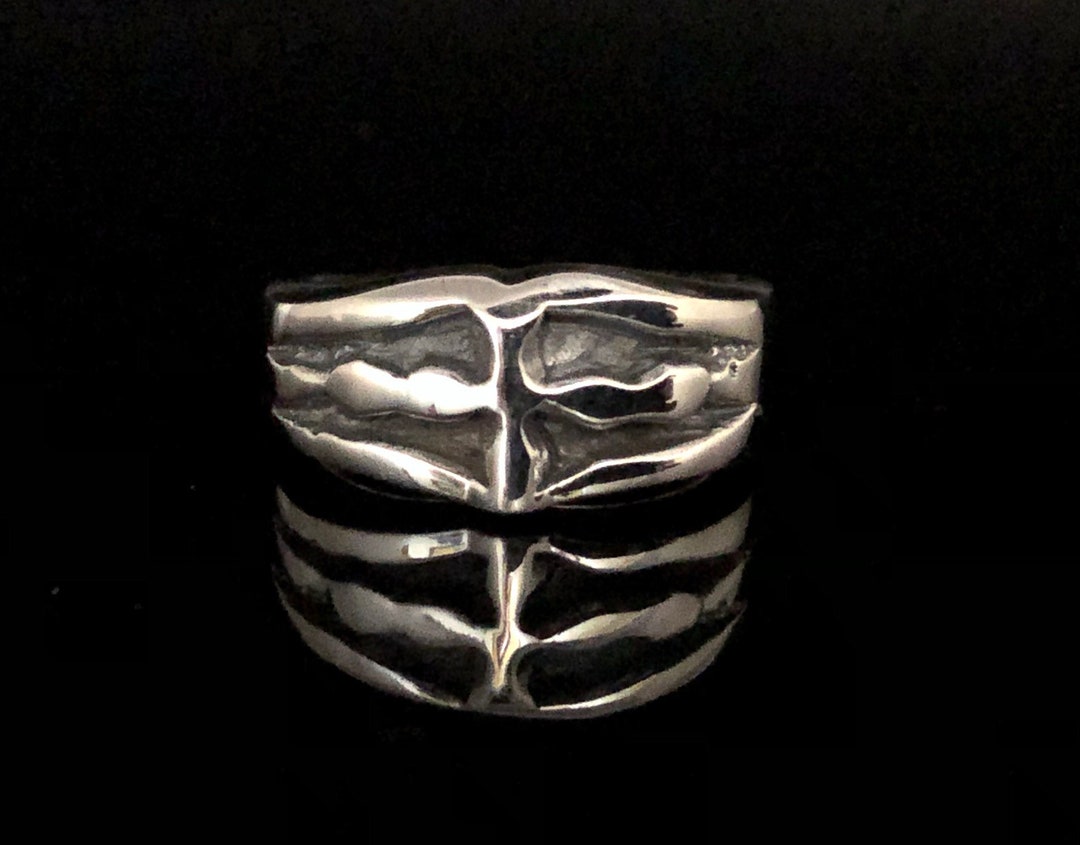 Oxidized Three Cross Ring