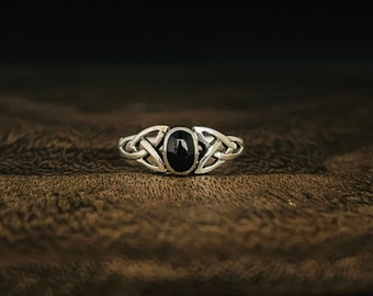 Onyx Celtic Ring // 925 Sterling Silver // Black Onyx Celtic Ring // Celtic Jewelry