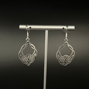 Celtic Silver Earrings // 925 Sterling Silver // Celtic Jewelry