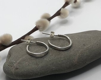 Small Hoop Earrings / 925 Sterling Silver/ Hammered/ Pierced Ears