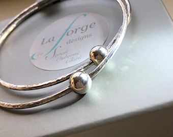 Solid Silver Bangle with Round Silver Bead / 925 Sterling Silver /Hallmarked / Hammered Finish / Gift For Her