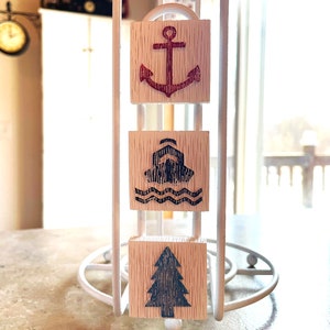 Nautical paper towel holder - so pretty!