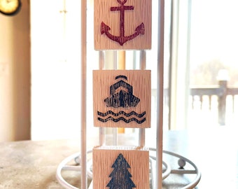Nautical paper towel holder - so pretty!