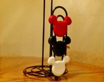 Large silhouettes paper towel holder