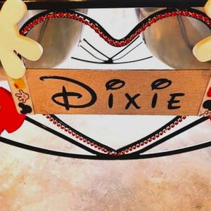 New design heart scroll hands pants shoes pet dish or plant holder with rhinestones!
