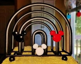 Silhouette black, white and red ears napkin holder