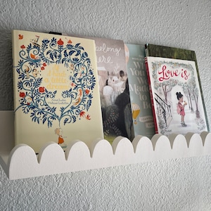Scalloped Edge Shelf, Nursery Room Shelf, Floating Shelf with Books, White Shelf, Floating Shelf with Scalloped Edge, White Shelf