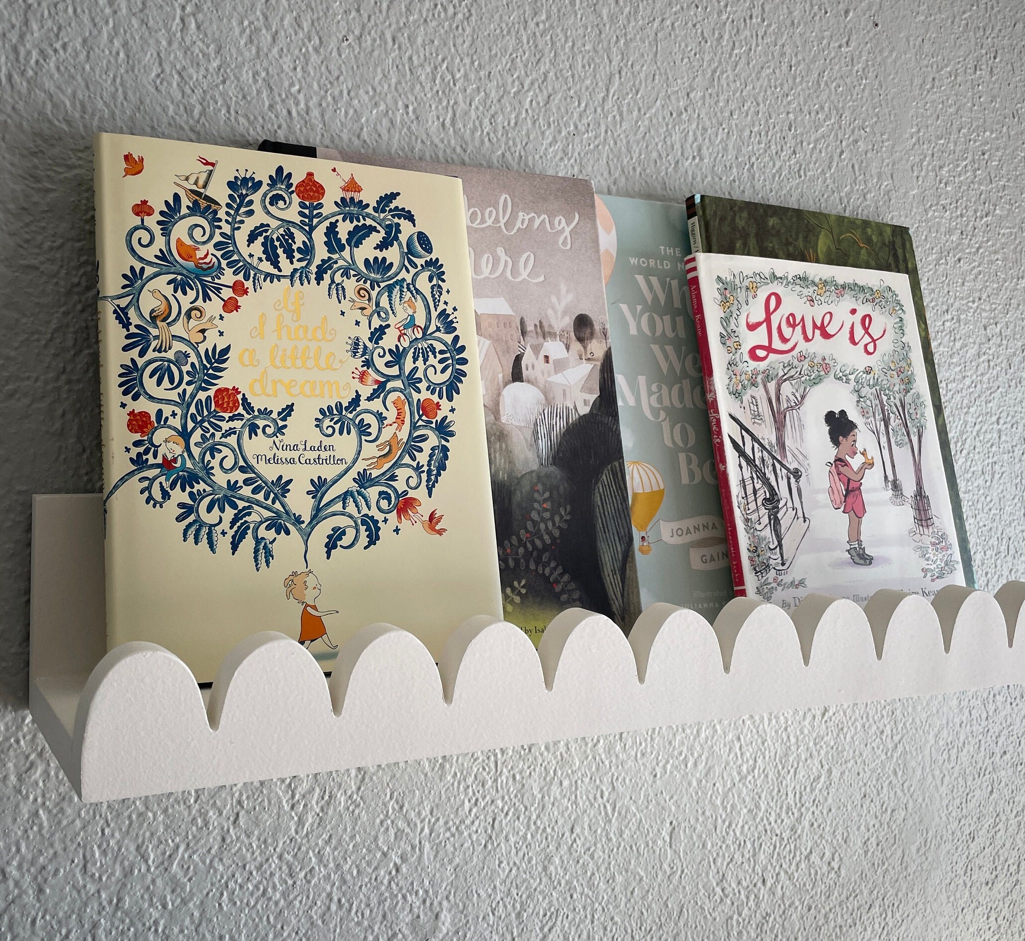 Scalloped Kids Room Shelf: Nursery Floating Book Shelf - Thumbnail 4