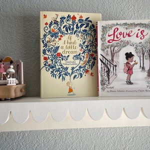 Scalloped Edge Shelf, Nursery Room Shelf, Floating Shelf with Books, White Shelf, Floating Shelf with Scalloped Edge, White Shelf