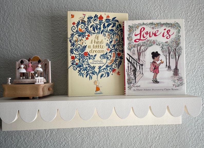 Scalloped Edge Shelf, Nursery Room Shelf, Floating Shelf with Books, White Shelf, Floating Shelf with Scalloped Edge, White Shelf