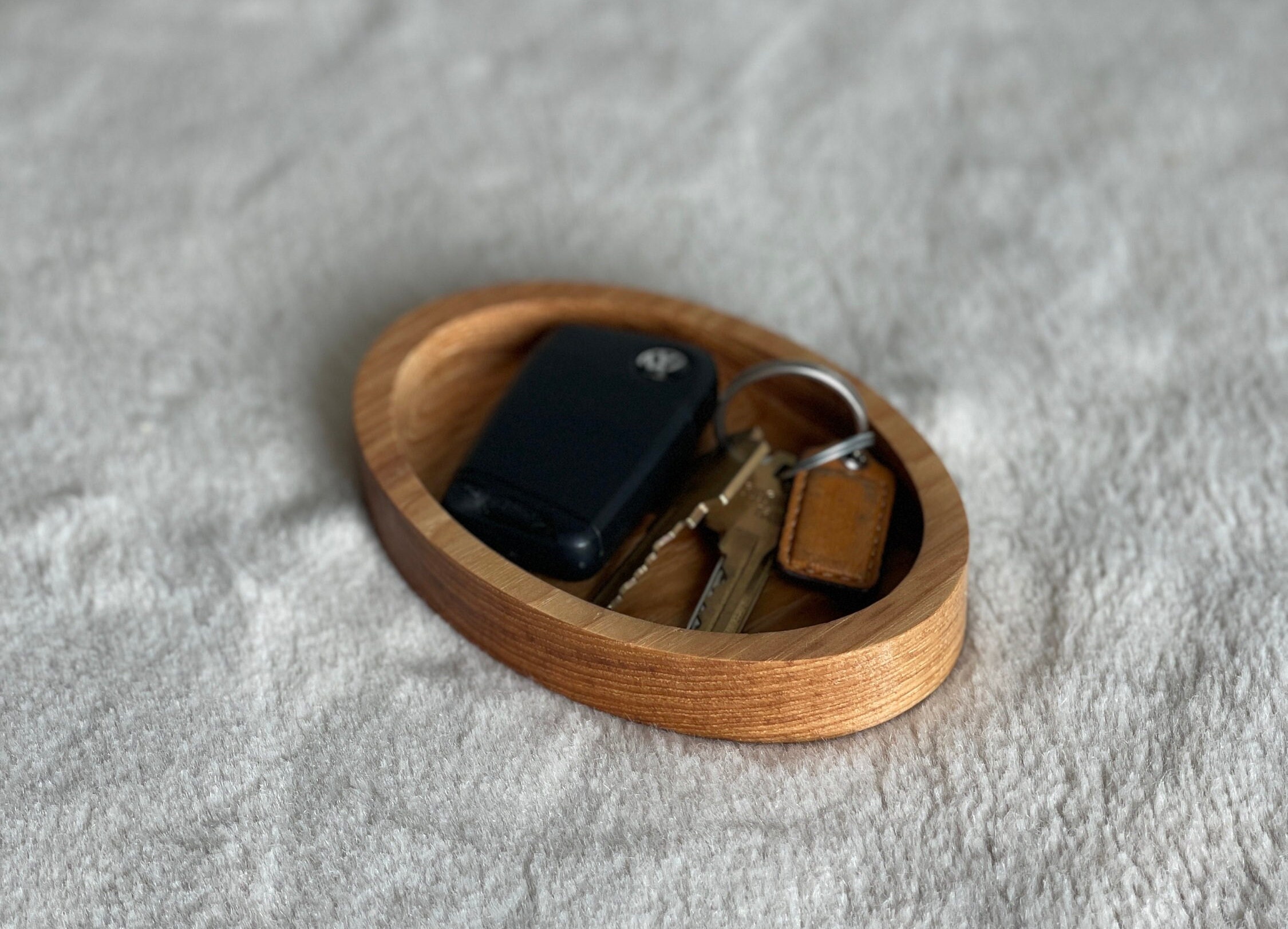 Handmade Hardwood Oval Drop Tray: Food Safe Organization - Thumbnail 4