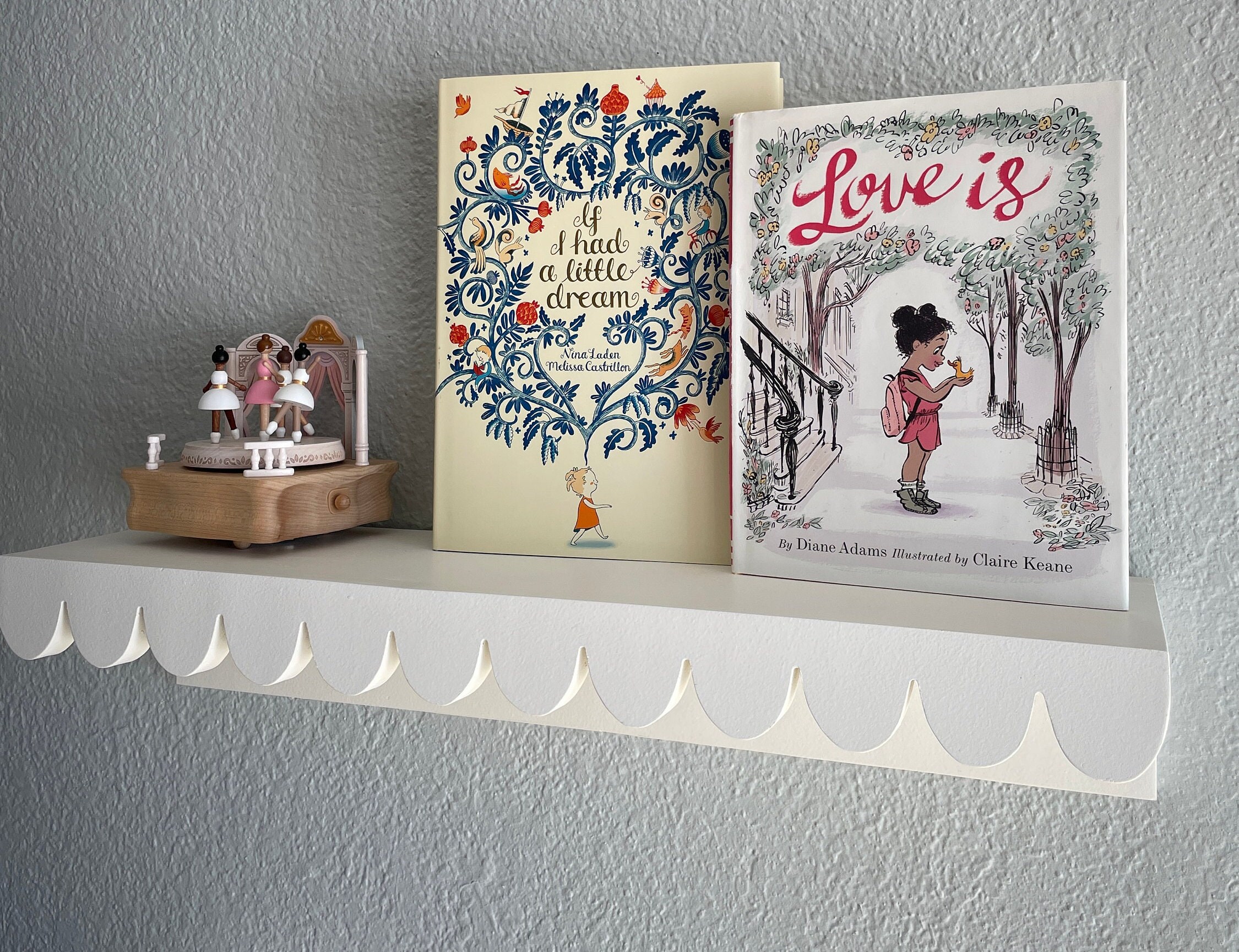 Scalloped Kids Room Shelf: Nursery Floating Book Shelf - Thumbnail 6
