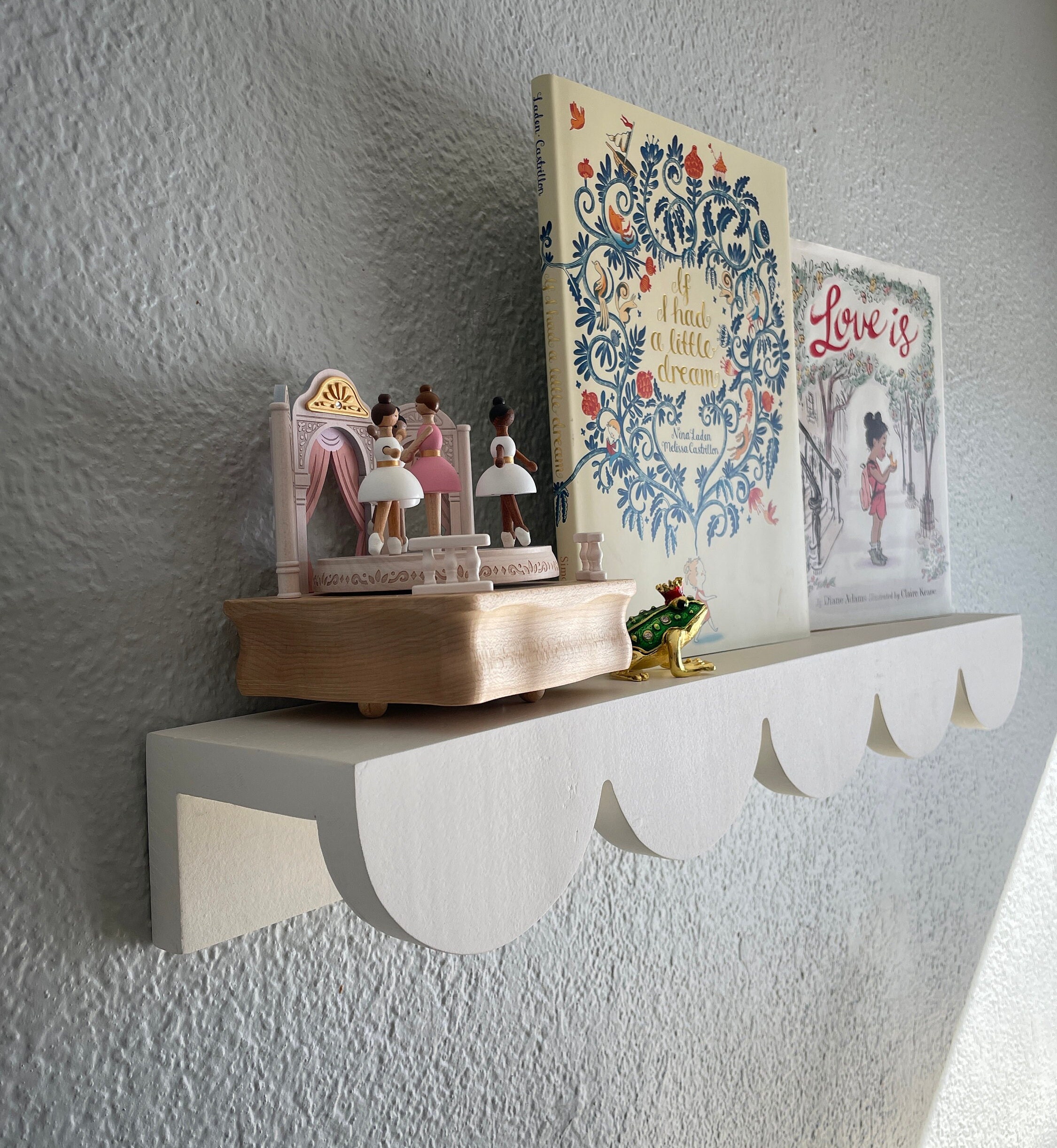 Scalloped Floating Shelf: Nursery Kids Room Decor - Thumbnail 3