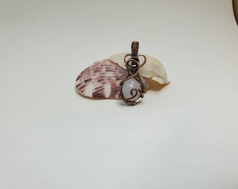 Mini pendant in copper with white mountain "jade" (dolomite marble)