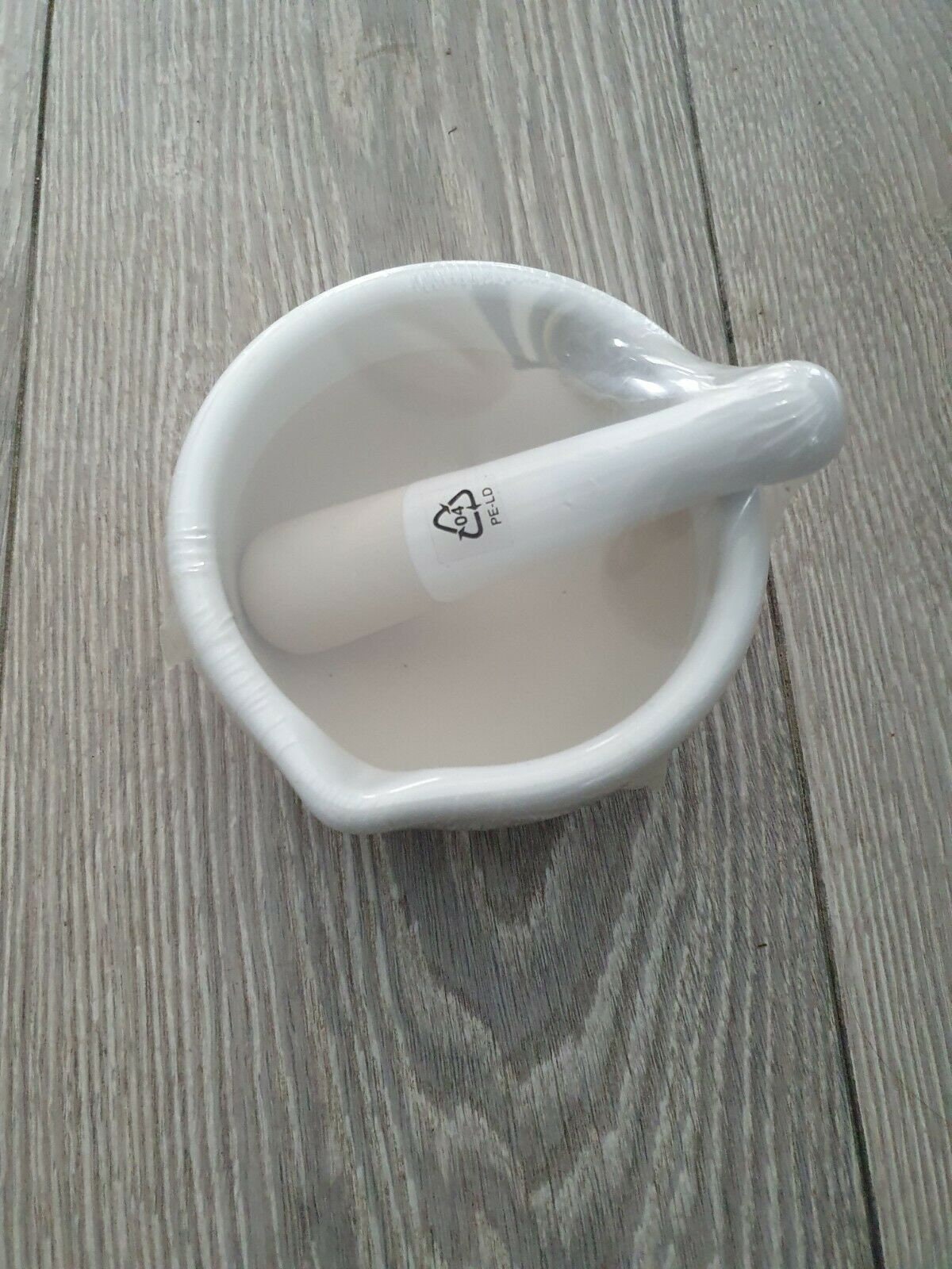 Mortaio E Pestello Bianchi Della Porcellana Immagine Stock - Immagine di mortaio, cina: 36507029