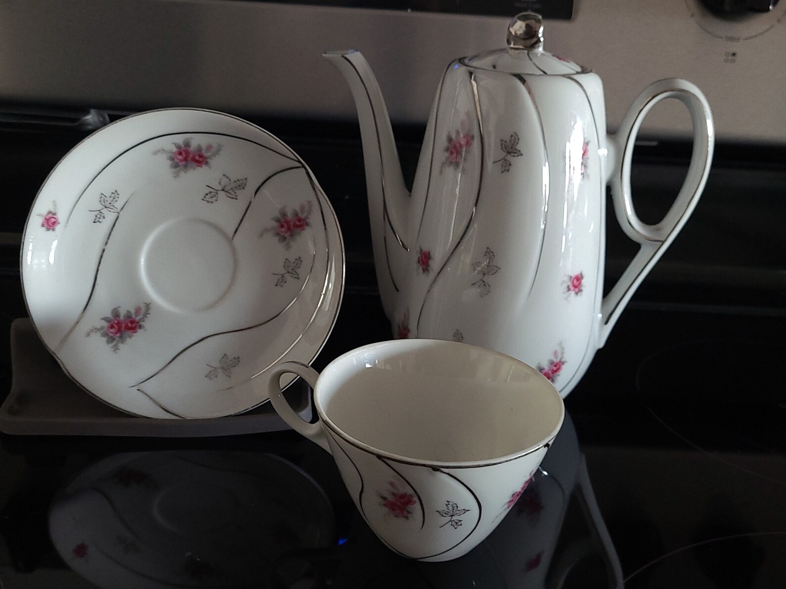 Vintage Yamaka China Tea Pot/cup/saucer Etsy