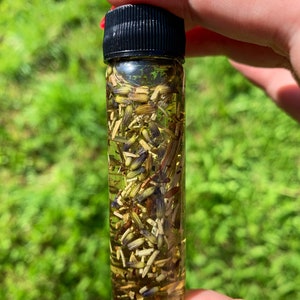 AIR ELEMENTAL OIL - Magickal Ritual and Spell Oil | Encourage new ideas and clear thinking