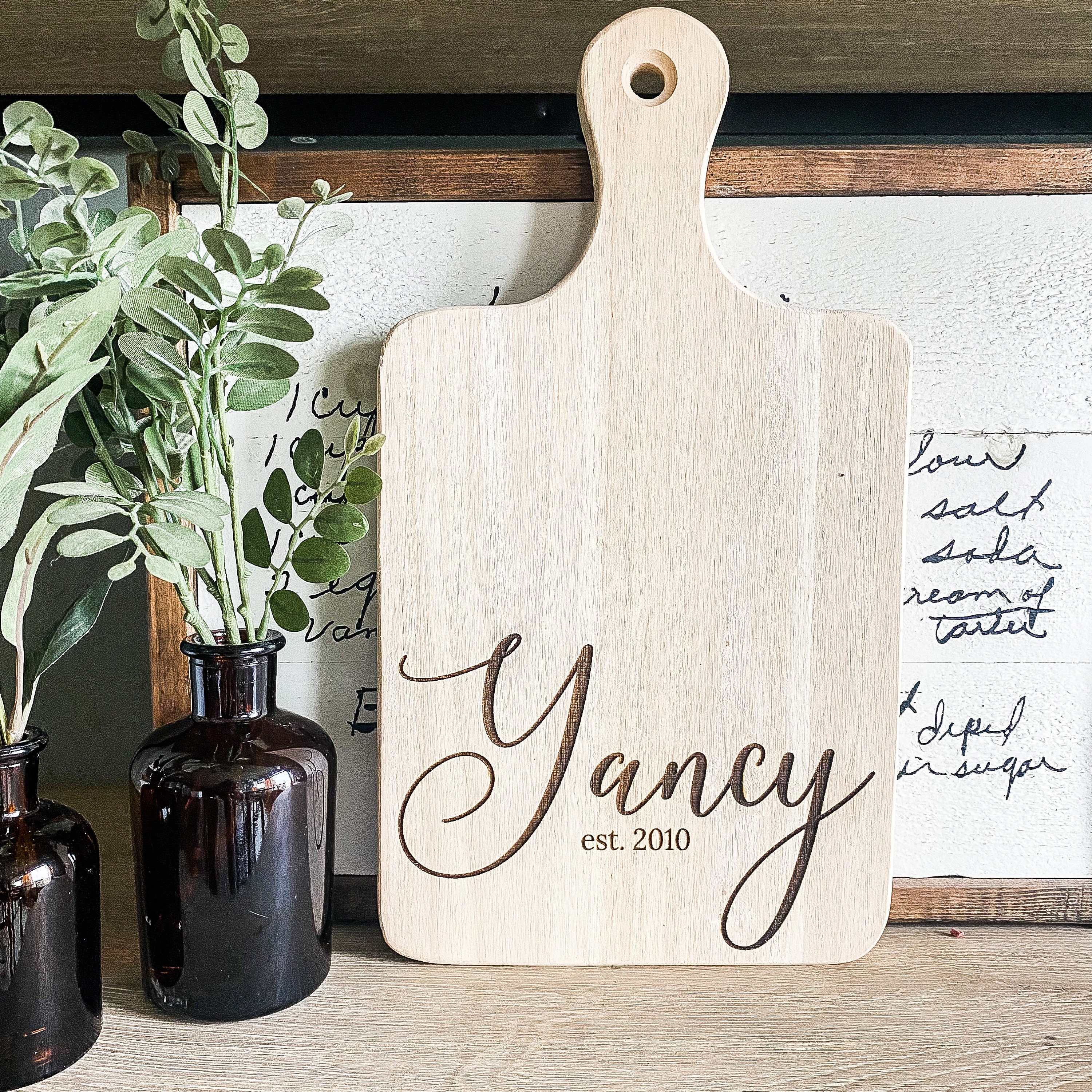 Personalized Kitchen Cutting Board with Engraved Utensils – Designodeal