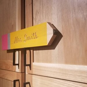 Teacher appreciation gift, teacher pencil, teacher gift, teacher pencil engraved, personalized teacher pencil sign, teacher name plate