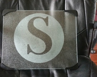 Monogram glass cutting board, last initial etched cutting board, etched glass cutting board, monogrammed etched glass cutting board