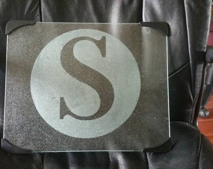 Monogram glass cutting board, last initial etched cutting board, etched glass cutting board, monogrammed etched glass cutting board
