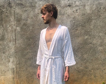 Handmade Solid White Kimono // Organic Linen & Cotton / Boho Hipster / Custom Clothing /Meditation / Spirituality / Traditional Robe / Japan