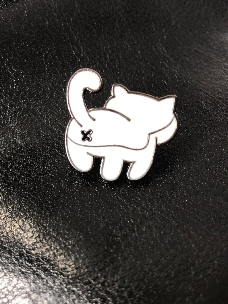 Cat Butt Pin