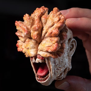 Clicker Skull - The Last of Us - NeatoShop