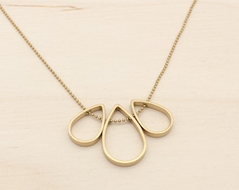 Threaded drops - brass necklace 38-42 cm or 46-50 cm