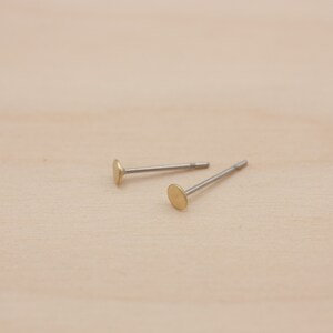 Nanokreise 3mm handgelötete Ohrstecker aus Messing und Edelstahl Bild 4