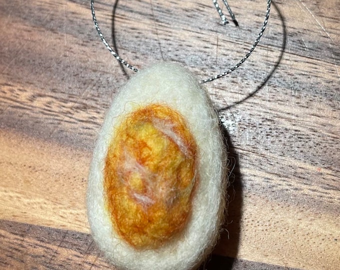 Duncan Hors Doeuvre Deviled Egg Ceramic Christmas Tree in a Beautiful