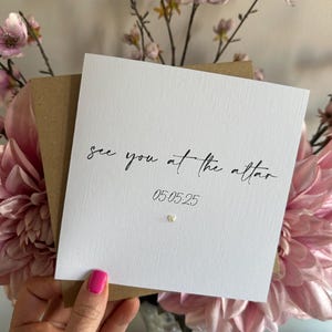 Nos vemos en el altar, tarjeta del día de la boda, novio, novia, personalizada con la fecha de la boda