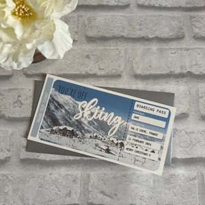 Billet carte d'embarquement imprimé avec enveloppe métallique - personnalisé, voyage au ski, ski, snowboard, toute destination