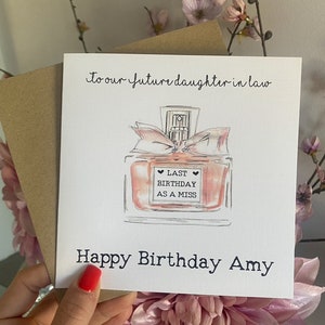 Carte de vœux pour le dernier anniversaire, À notre future belle-fille, Au nom de famille de la nouvelle Mme, À ma fiancée, ma meilleure amie, ma meilleure amie