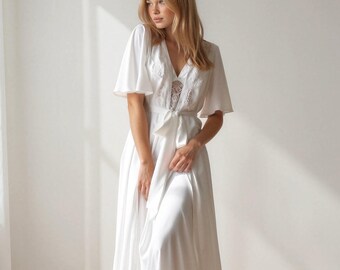 Weißes, langes Brautkleid-Set mit passendem Nachthemd, luxuriöse Boudoir-Hochzeitswäsche, Set zum Fertigmachen, Geschenk für die Braut
