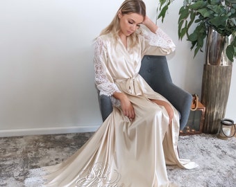 Champagne Long Bridal Robe with Train, Boudoir Maxi Dressing Gown, Luxury Wedding Gift