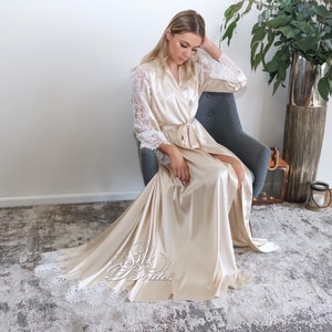 Champagne Long Bridal Robe with Train, Boudoir Maxi Dressing Gown, Luxury Wedding Gift