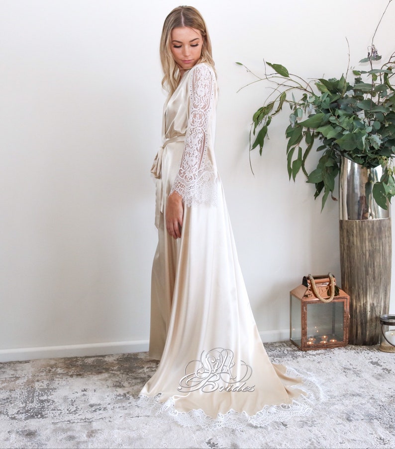 Champagne Long Bridal Robe with Train, Boudoir Maxi Dressing Gown, Luxury Wedding Gift image 3