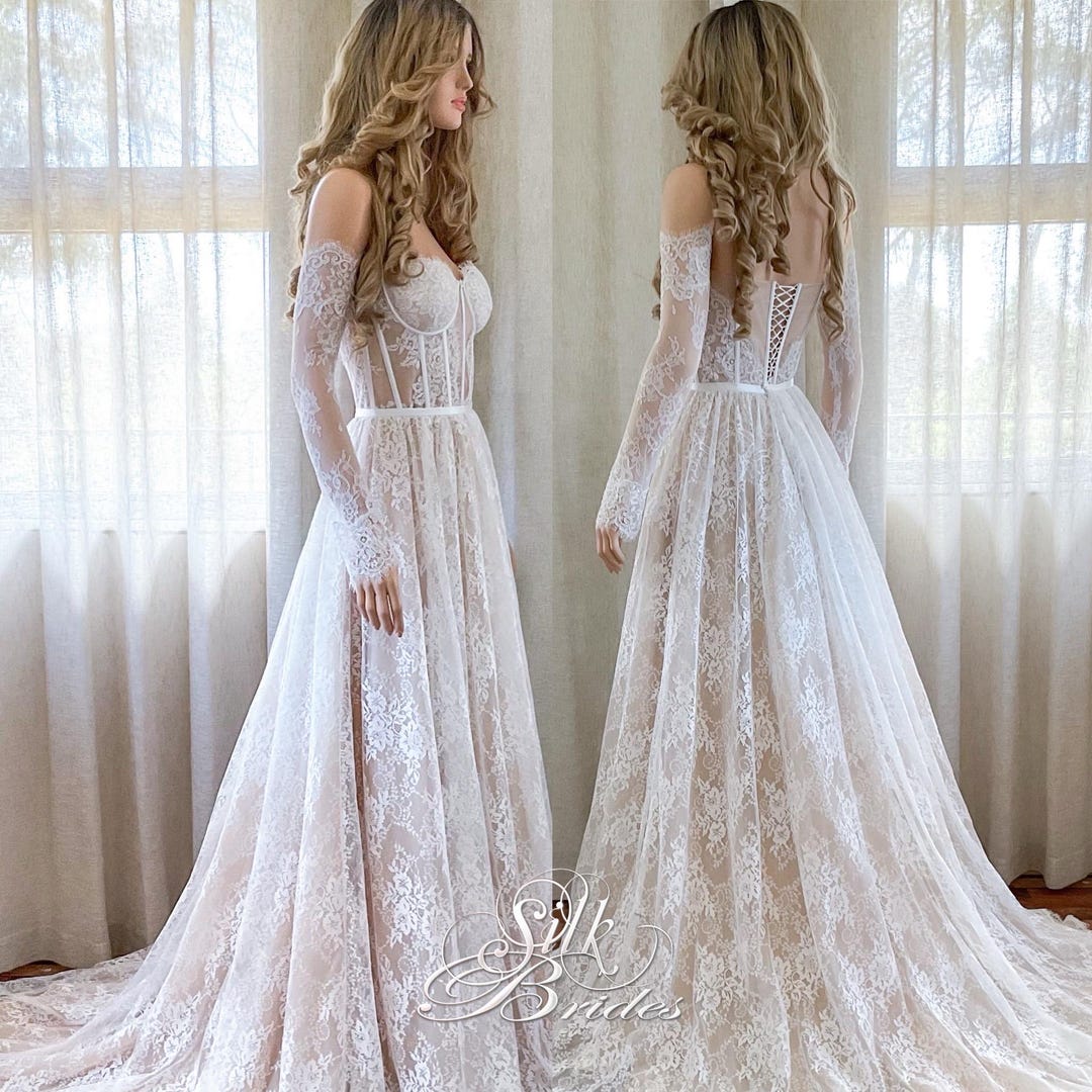 Abito Elena Colonna Sposa Abito Da Sposa In Pizzo A Trapezio Con