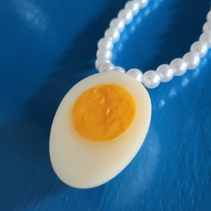 Egg Necklace! White High Quality Faux Pearl Necklace with Simulated Boiled Egg Pendant for Kids Costume Jewelry or Adult Necklace with Clasp