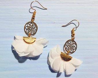 Pendientes de boda blancos delicados, joyas de filigrana de oro para esposa, regalo increíble para prometida, regalo de cumpleaños para hermana, sorpresa romántica