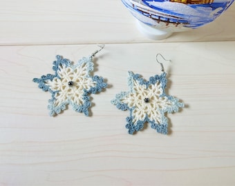 Snowflake earrings, Crochet earrings, Wedding jewelry, Personalized gift, Crochet snowflakes, White star, Shiny earrings, Birthday gift