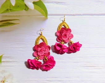 Stunning flamenco earrings for woman, Dance floor moments gift, Spanish style amazing jewelry, Fabulous burgundy dangle for bachata girl