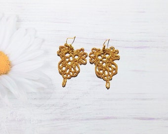 Elegant gold owl earrings for her, Delicate botanical jewelry, Amazing birds lover gift, Shiny adornment for evening outfit