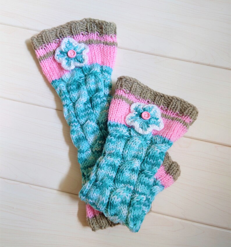 Handknitted leg warmers for woman, Warm accessories for autumn, Cozy gaiters with crochet flowers, Trendy gift for daughter, Elegant outfit image 7