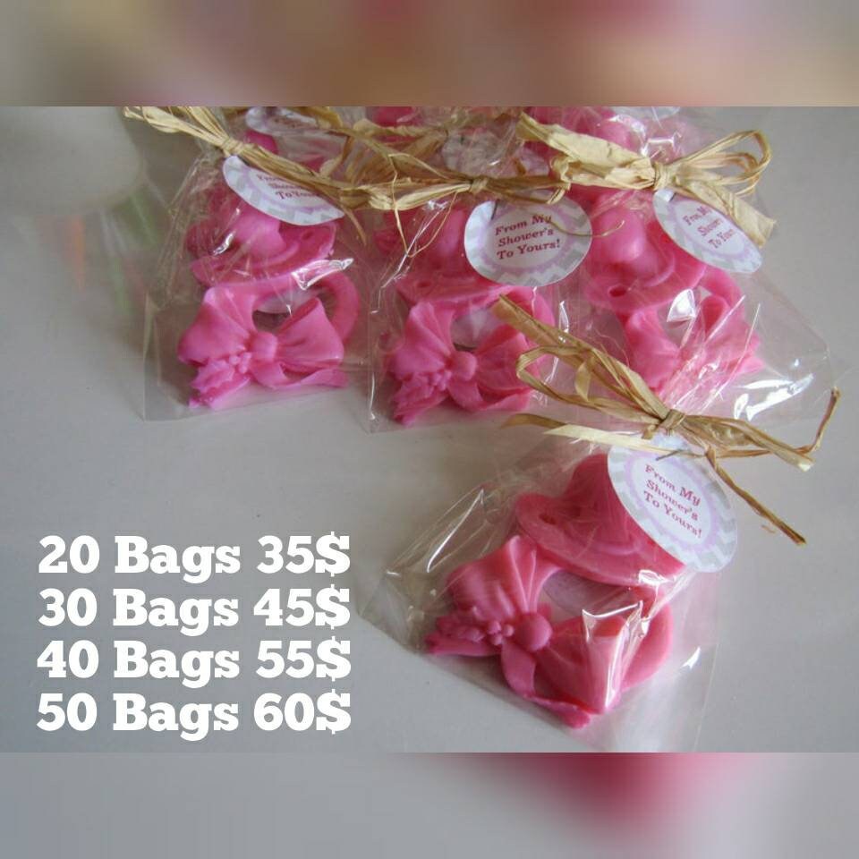 baby shower pacifier favors