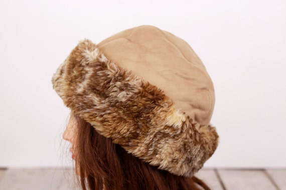 Women Winter Hat, Vintage Lady's Hat, Sheepskin H… - image 5