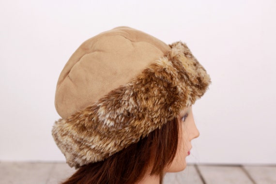Women Winter Hat, Vintage Lady's Hat, Sheepskin H… - image 3