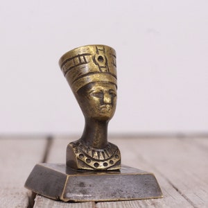 Vintage Brass Queen Nefertiti Bust - Egyptian Decor